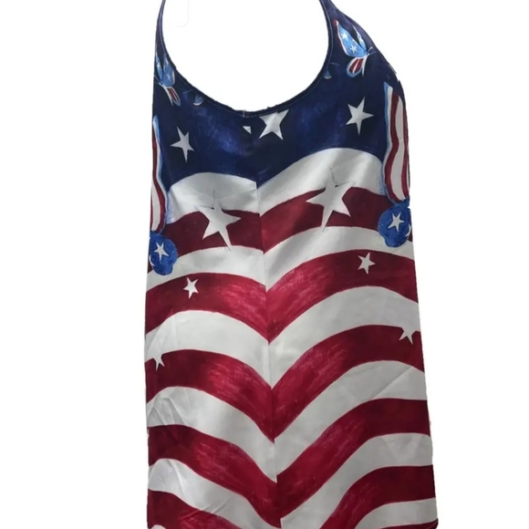 NEW!! Women's Trendy Plus Size Butterfly Patriotic Tank Top!! Open to Offers!🦋✨ - Picture 11 of 12